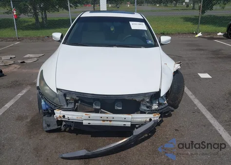 2009 Honda Accord 2.4 Ex из США, поврежденный, VIN 1HGCS117X9A015946